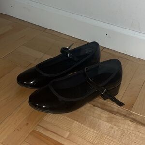 madden girl black patent Mary Jane